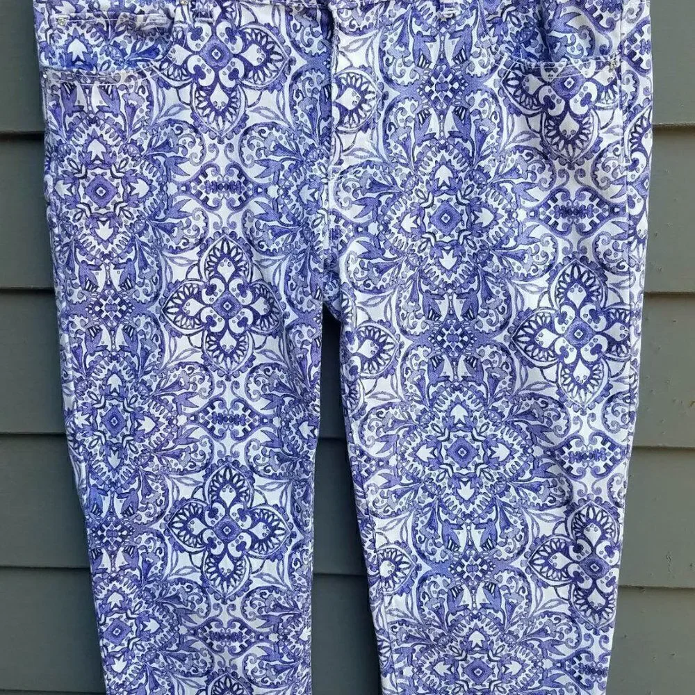 White House Black Market Blue White Slim Ankle Jeans Size 10R